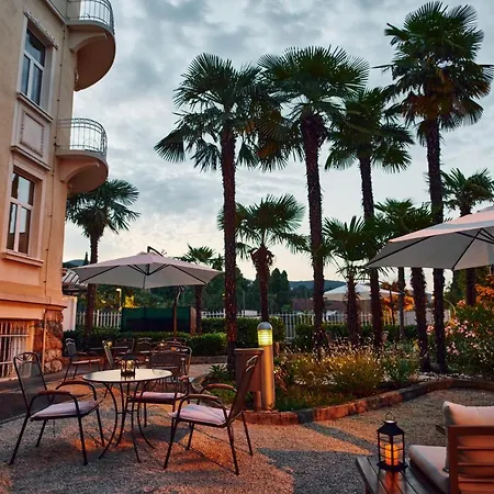 Eugenia Hotel 4*
